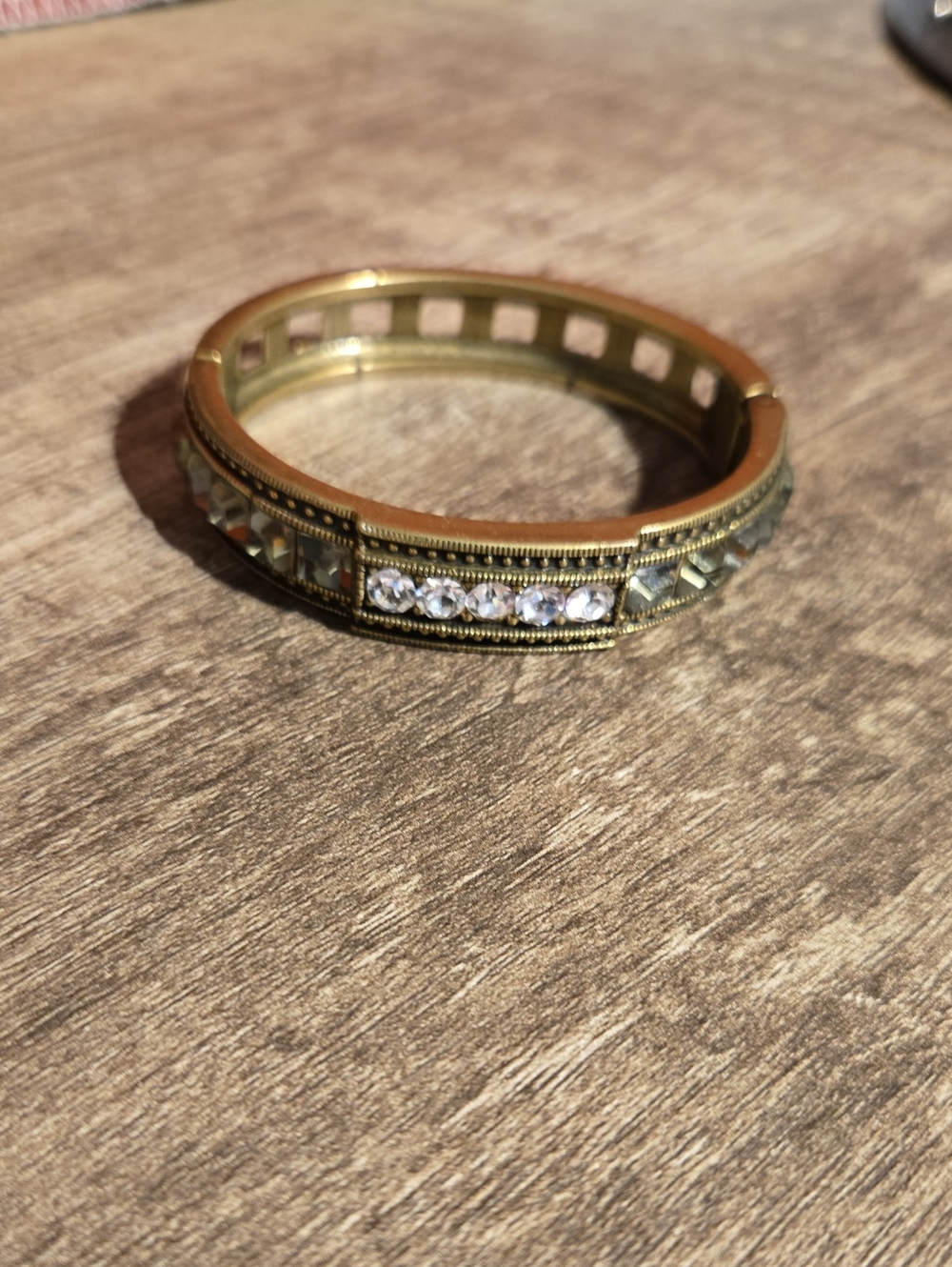 Heidi Daus "Heidi's Tantalizing" Crystal Bangle Bracelet – Bronze Tone